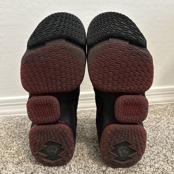 Nike LeBron XV 15 Men\'s Size 13 New Heights Basketball Shoes 897648-300 GUC main image 9